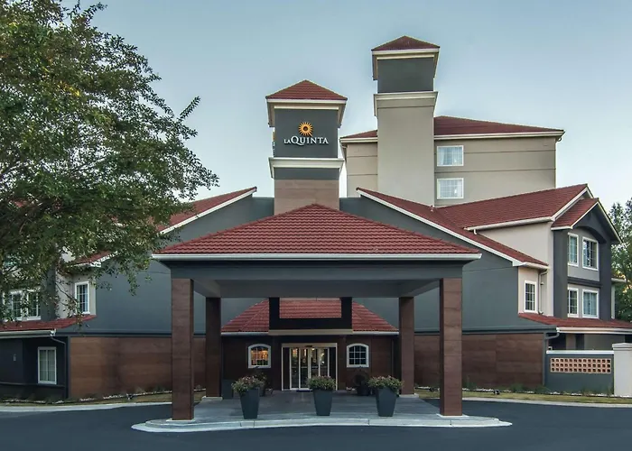 La Quinta By Wyndham Atlanta Perimeter Medical