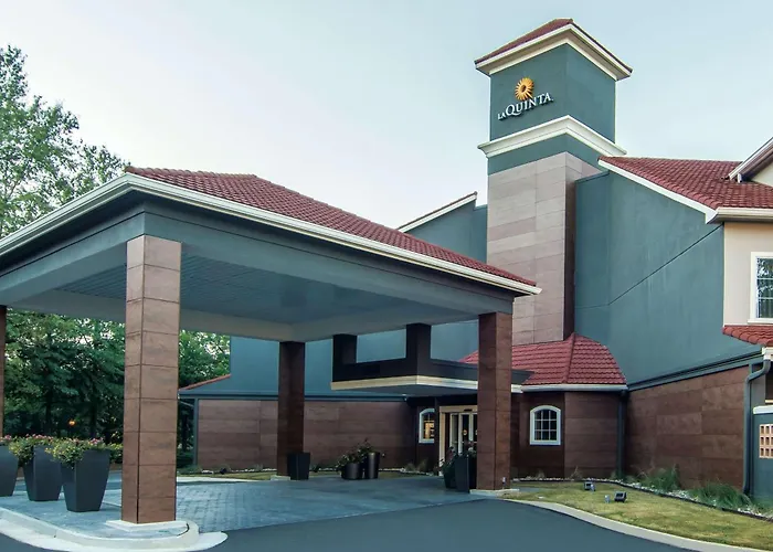 La Quinta By Wyndham Atlanta Perimeter Medical