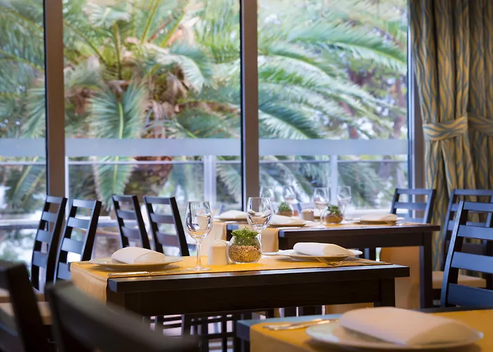 Aminess Grand Azur Hotel