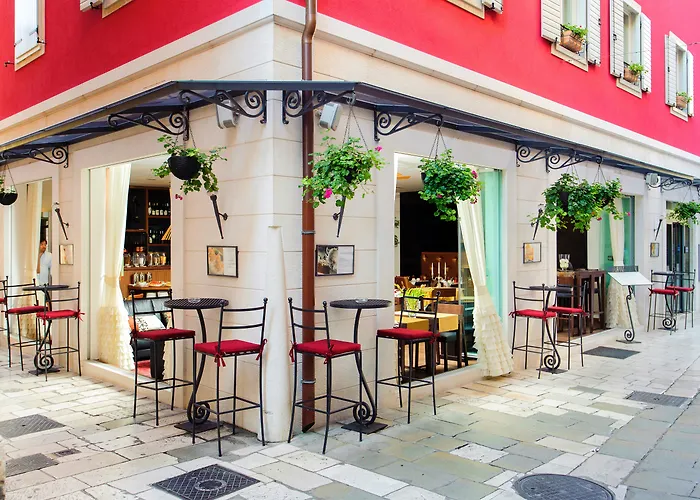 Marmont Heritage Hotel (Adults Only)