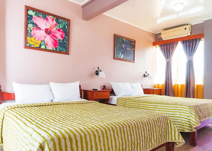 Hotel Las Colinas