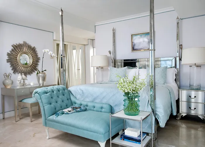 Twelve Apostles Hotel & Spa