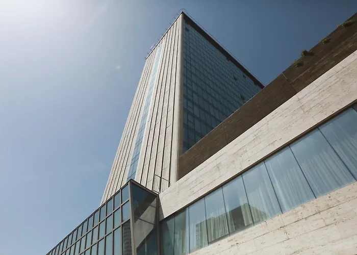 Holiday Inn - Tbilisi By Ihg