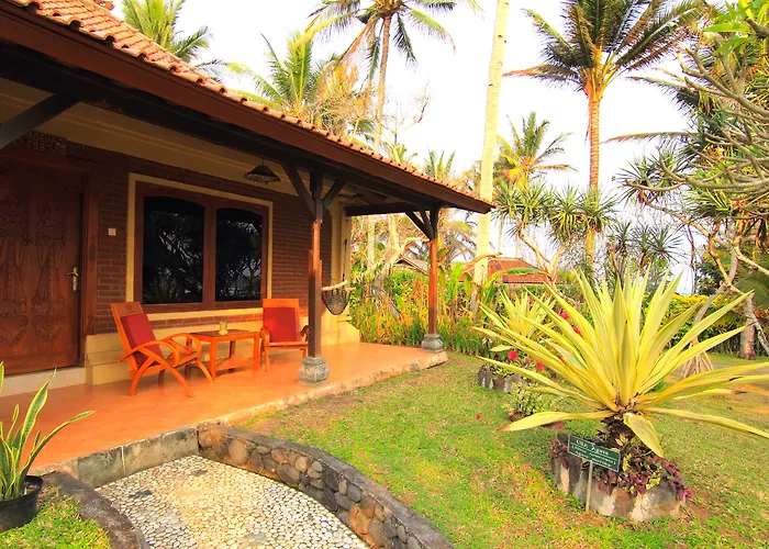 Puri Dajuma Beach Eco-Resort & Spa Pulukan