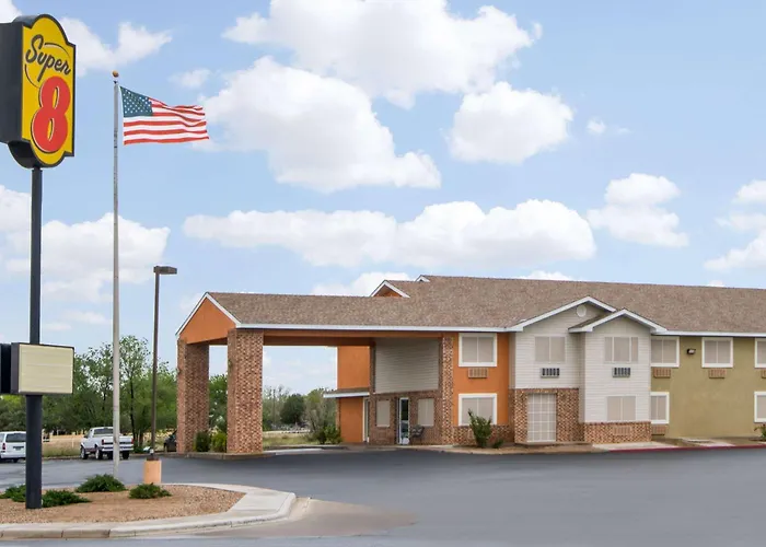 Super 8 By Wyndham Portales