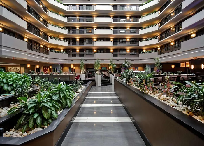 Embassy Suites By Hilton Dulles Airport