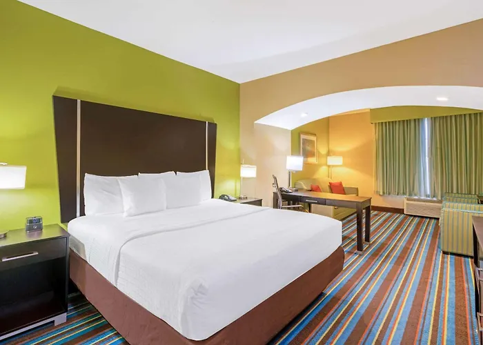 Muskogee Dog Friendly Hotels