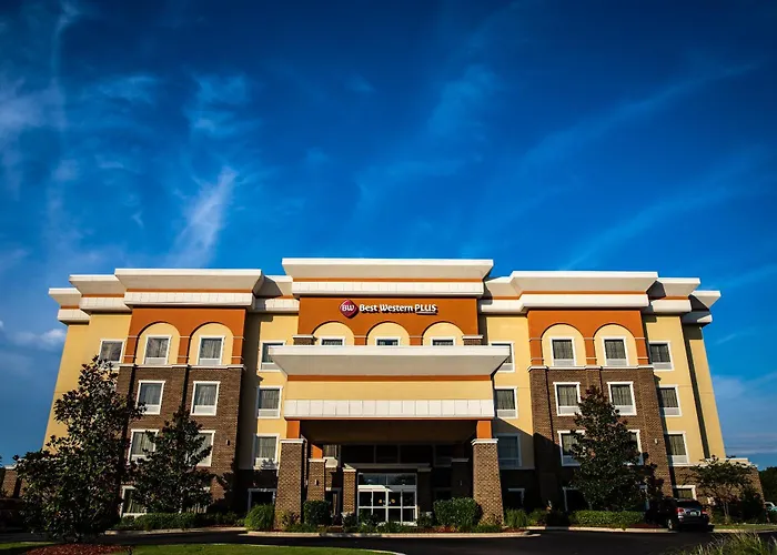 Best Western Plus Goodman Inn & Suites