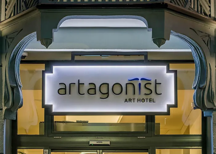 Artagonist Art