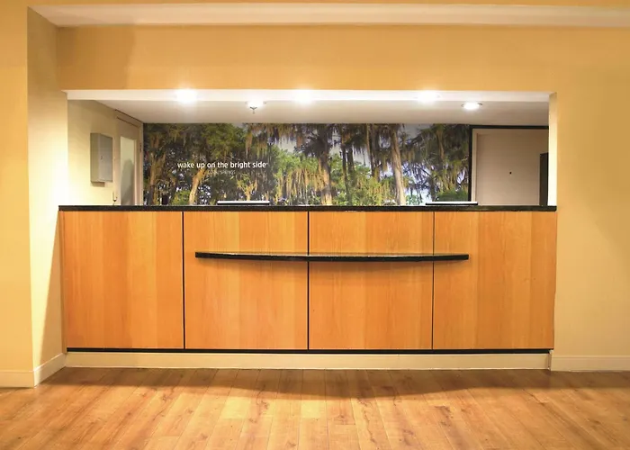La Quinta By Wyndham Coral Springs South Hotel
