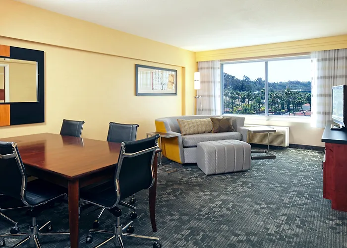 Courtyard By Marriott Mission Valley/ Circle