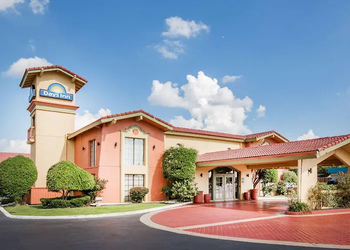 Days Inn By Wyndham Little Rock/Medical Center
