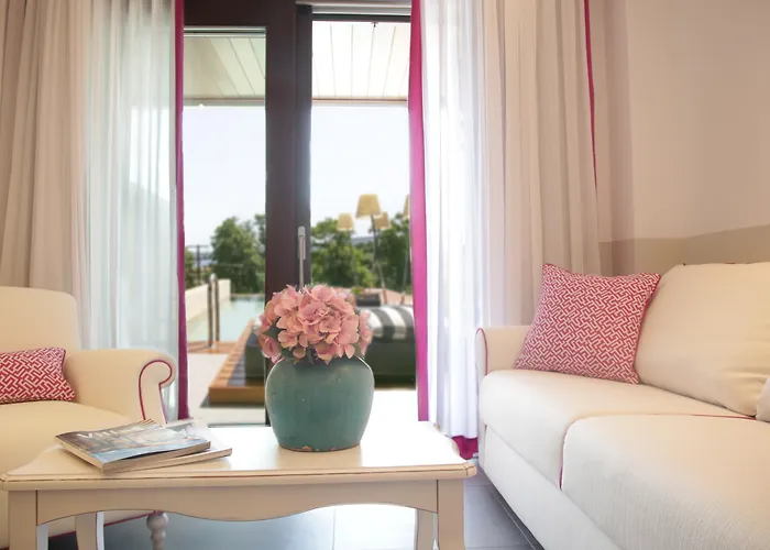 Avaton Luxury Beach Resort - Relais&Chateaux