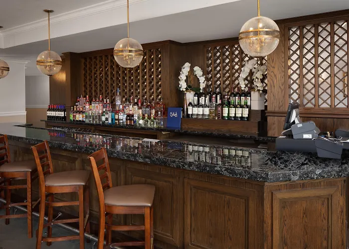 The Andrew Hotel