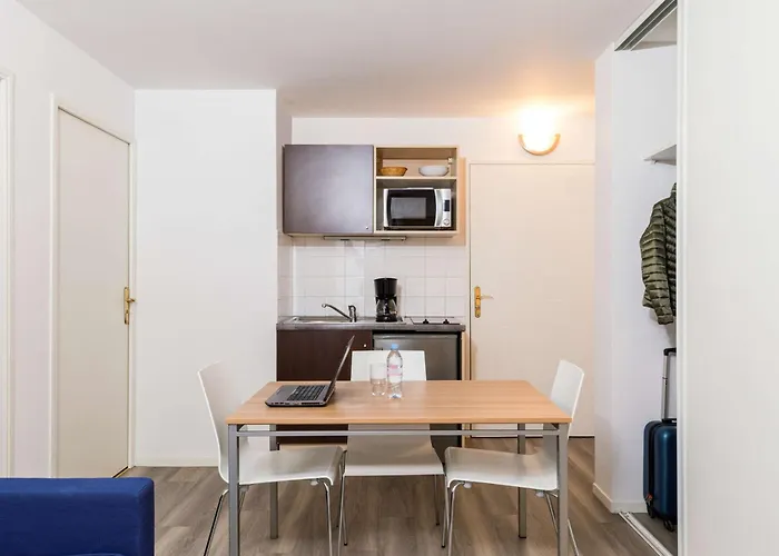 Aparthotel Adagio Access Paris Clamart