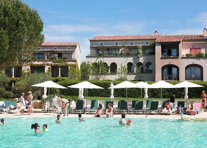 Village Pierre & Vacances Pont Royal En Provence