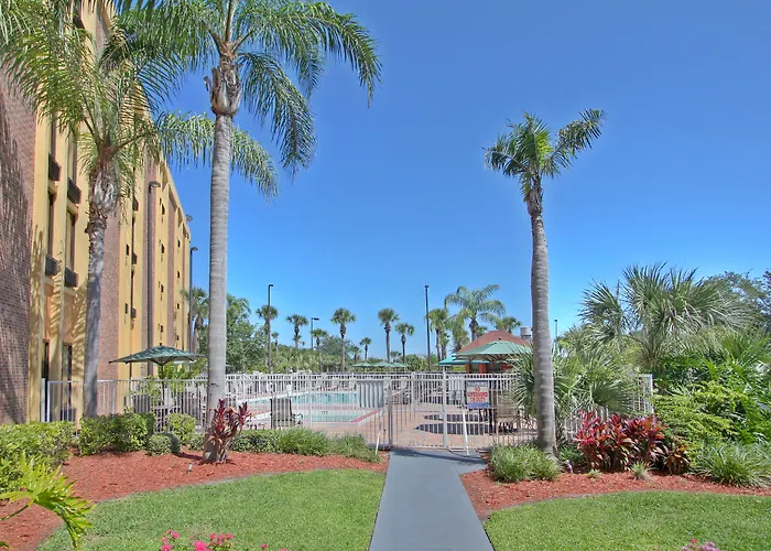 The Adventure Hotel By The Parks