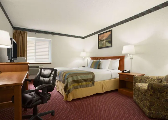 Days Inn By Wyndham Middletown