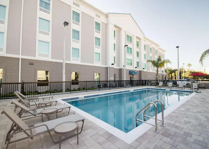 Hampton Inn & Suites Orlando Near Seaworld