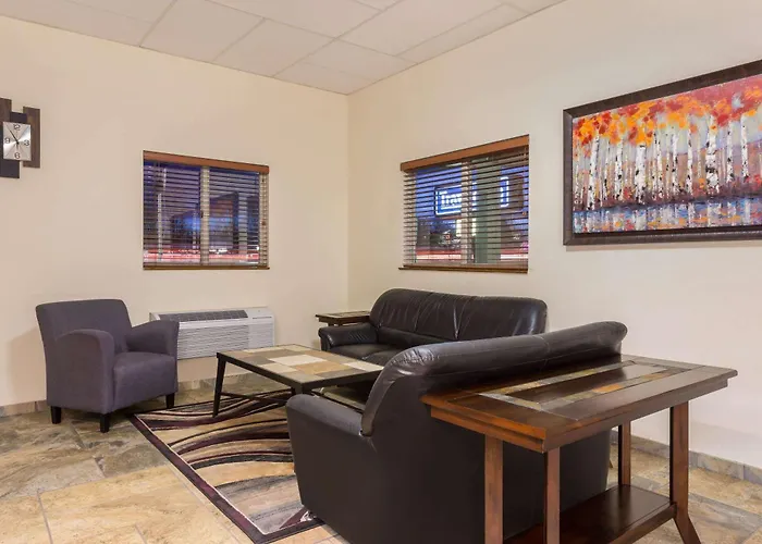 Travelodge By Wyndham Loveland/Fort Collins Area