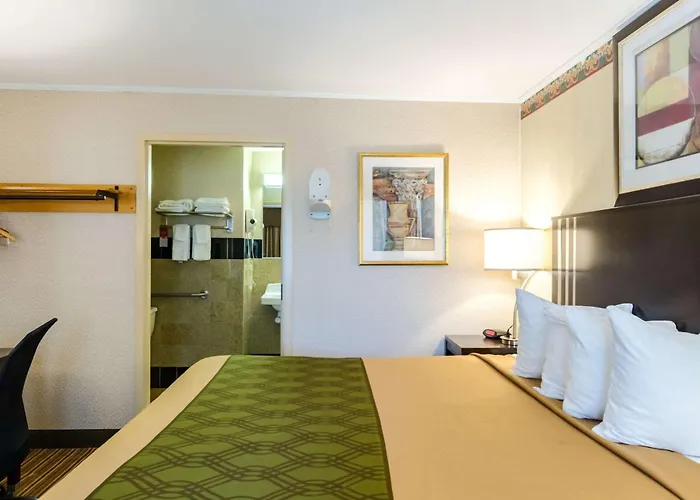 Fairbridge Inn Express Pittsfield