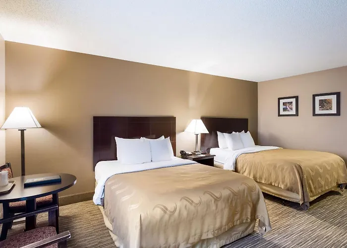 Quality Inn I-70 Near Kansas Speedway
