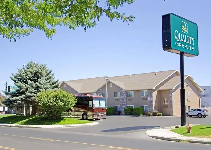 Quality Inn & Suites North