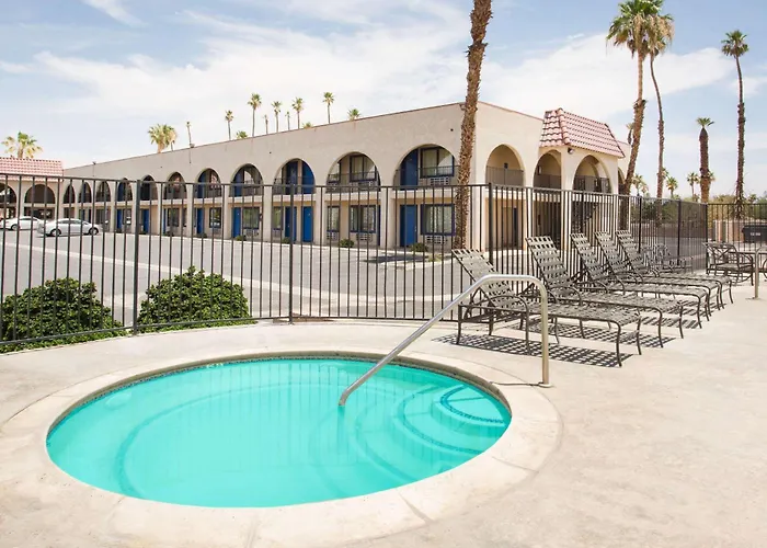 Travelodge By Wyndham Indio
