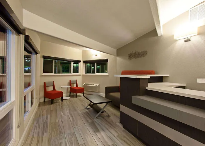 Days Inn By Wyndham Gateway To Yosemite