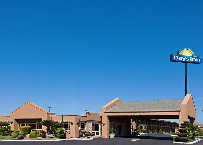 Days Inn By Wyndham Gateway To Yosemite