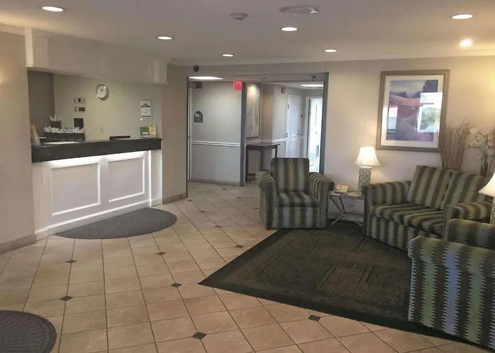 La Quinta By Wyndham Chicago Gurnee