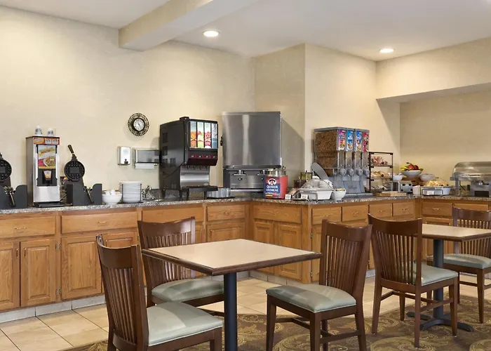 Country Inn & Suites By Radisson, Albert Lea - Austin