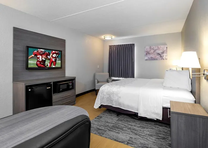 Red Roof Inn Plus Boston - Mansfield - Foxboro