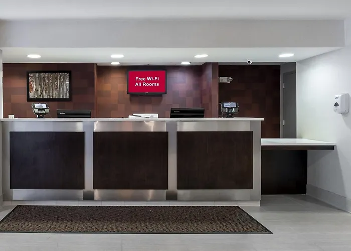 Red Roof Inn Plus Boston - Mansfield - Foxboro