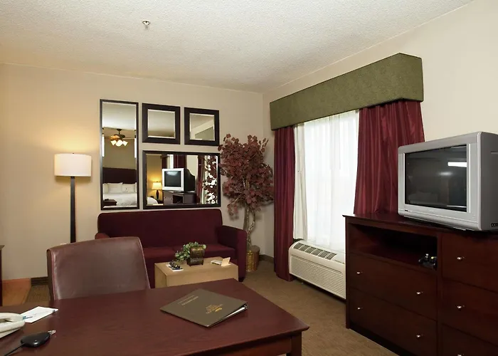Homewood Suites By Hilton Bloomington