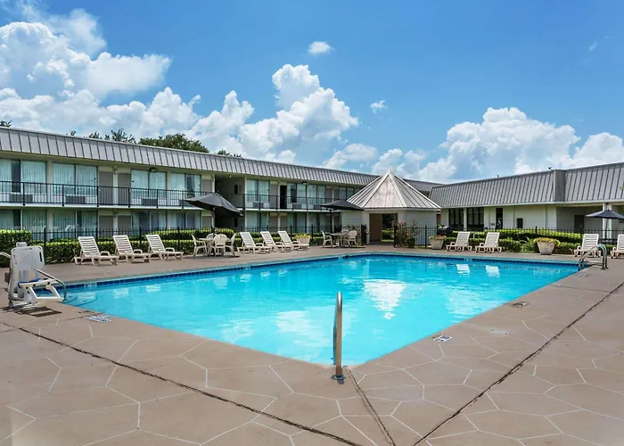 Ramada By Wyndham Houma