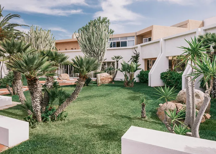 Mangia's Pollina Resort