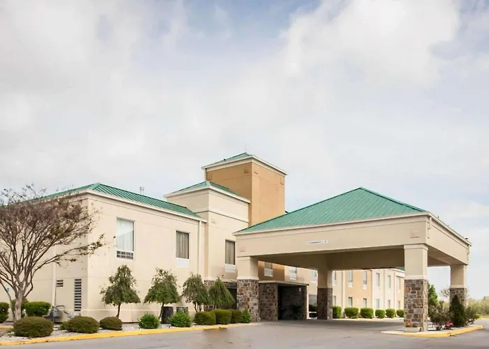 Quality Inn Hayti North