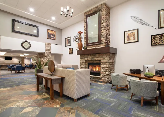 Holiday Inn Express & Suites Littleton By Ihg