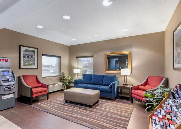 Comfort Inn & Suites Lees Summit - Kansas City