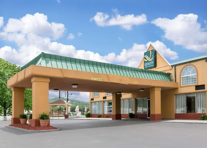Quality Inn & Suites Horse Cave - Cave City