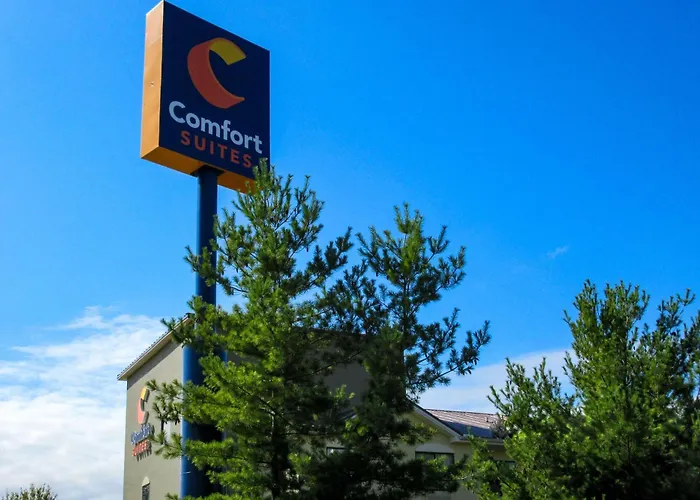 Comfort Suites