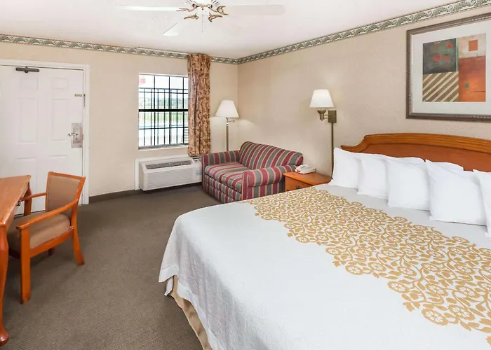 Days Inn By Wyndham Batesville