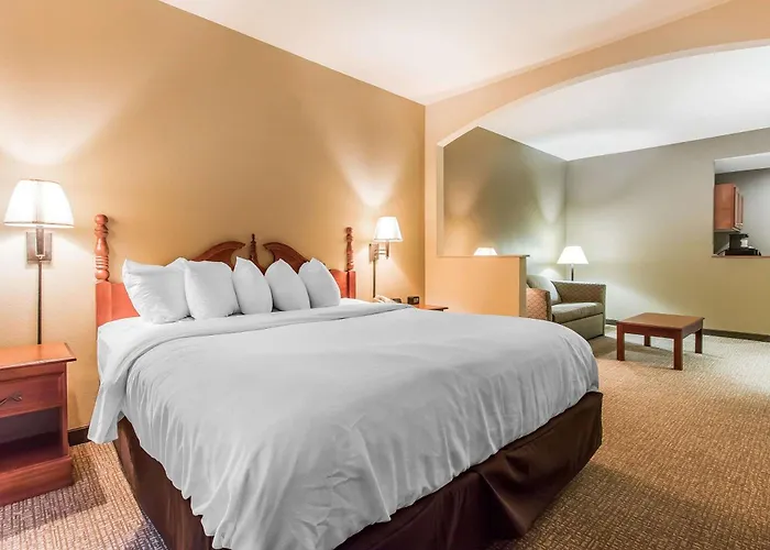 Quality Suites New Iberia