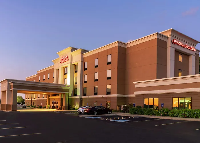 Hampton Inn & Suites