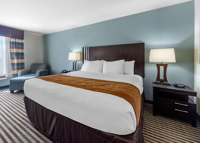 Comfort Inn & Suites Perry I-35