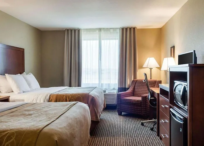 Comfort Inn & Suites Watford City