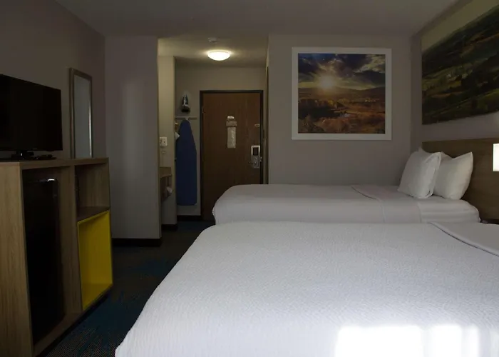 Days Inn By Wyndham Colby