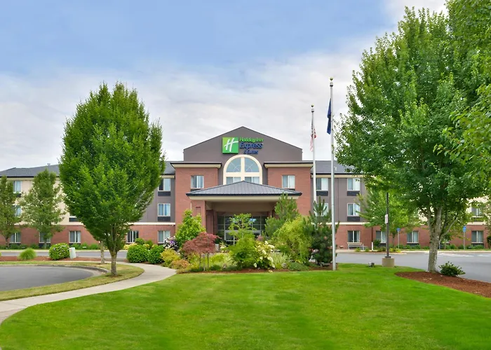 Holiday Inn Express & Suites By Ihg