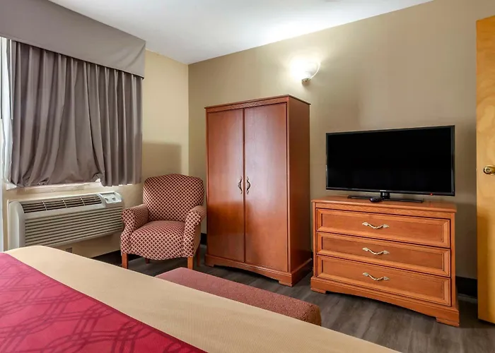 Econo Lodge & Suites - Pinehurst